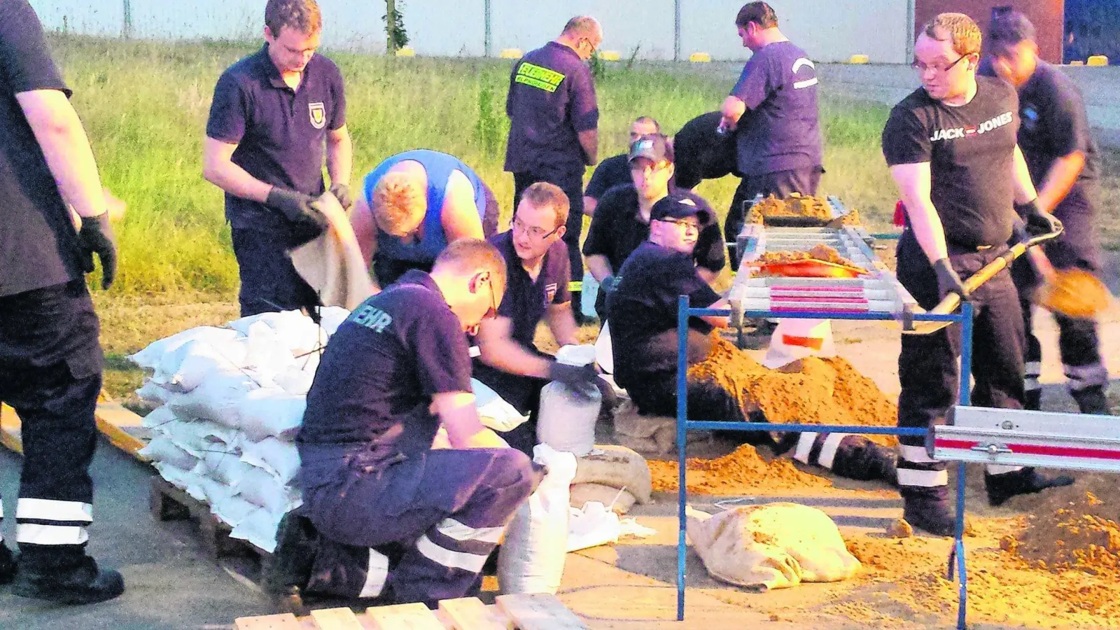 Stationsausbildung zum Hochwasserschutz (Foto: red)