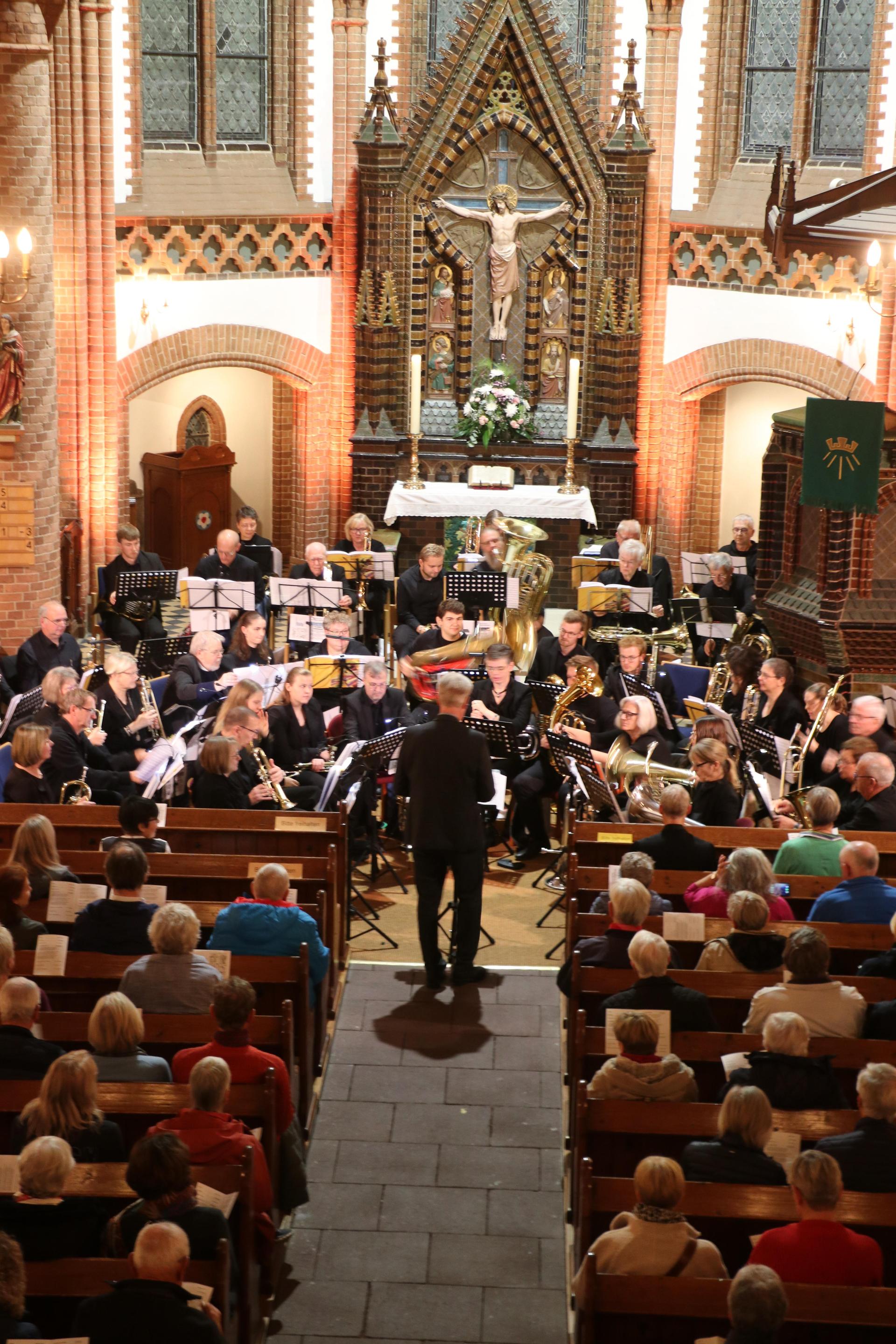 Bilderimpressionen zum 100-jährigen Jubiläum des Posaunenchores Altenhagen-Hagenburg. (Foto: gi)