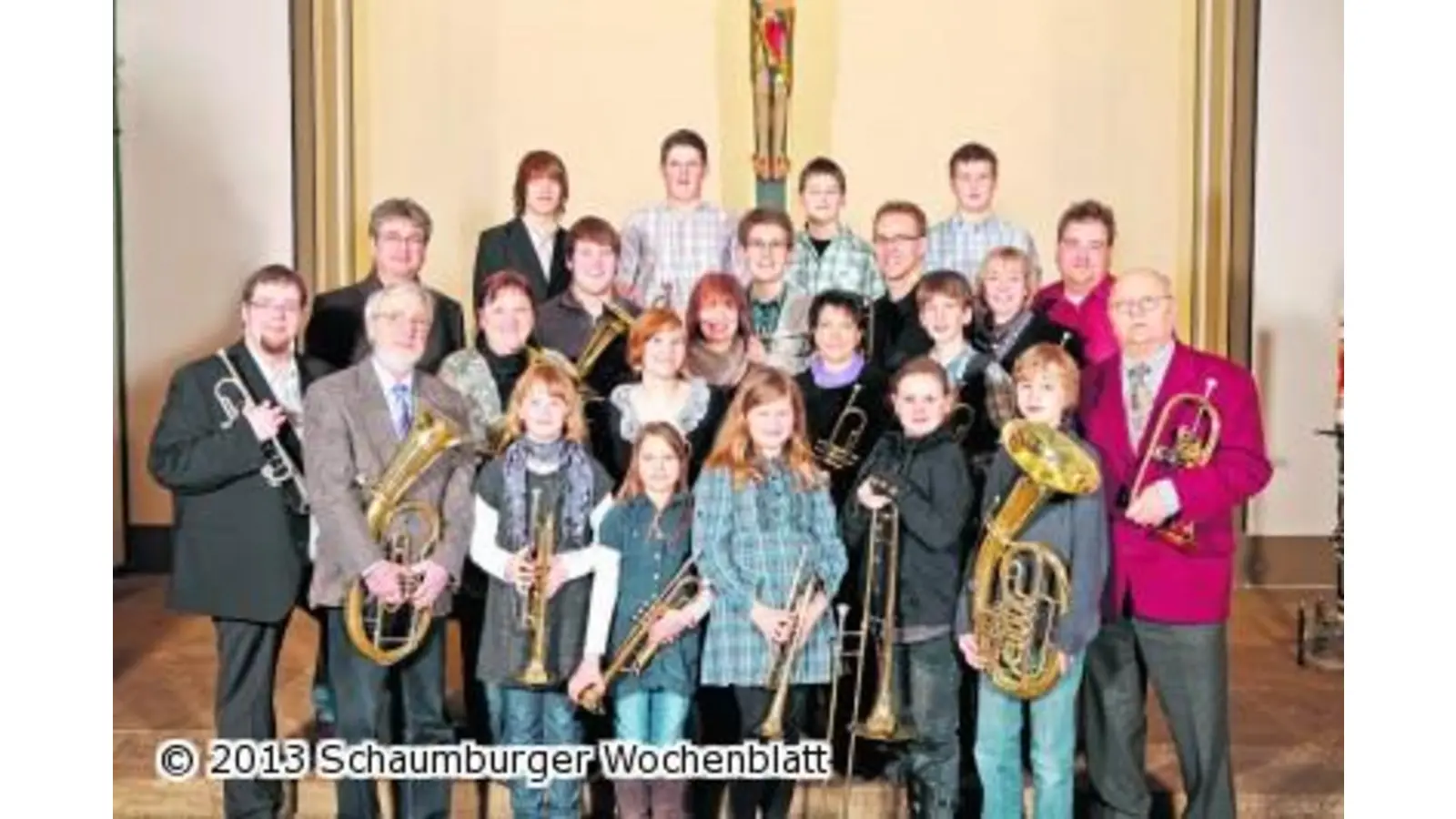 Männerchor und Posaunenchor geben sich gemeinsam die Ehre (Foto: em)
