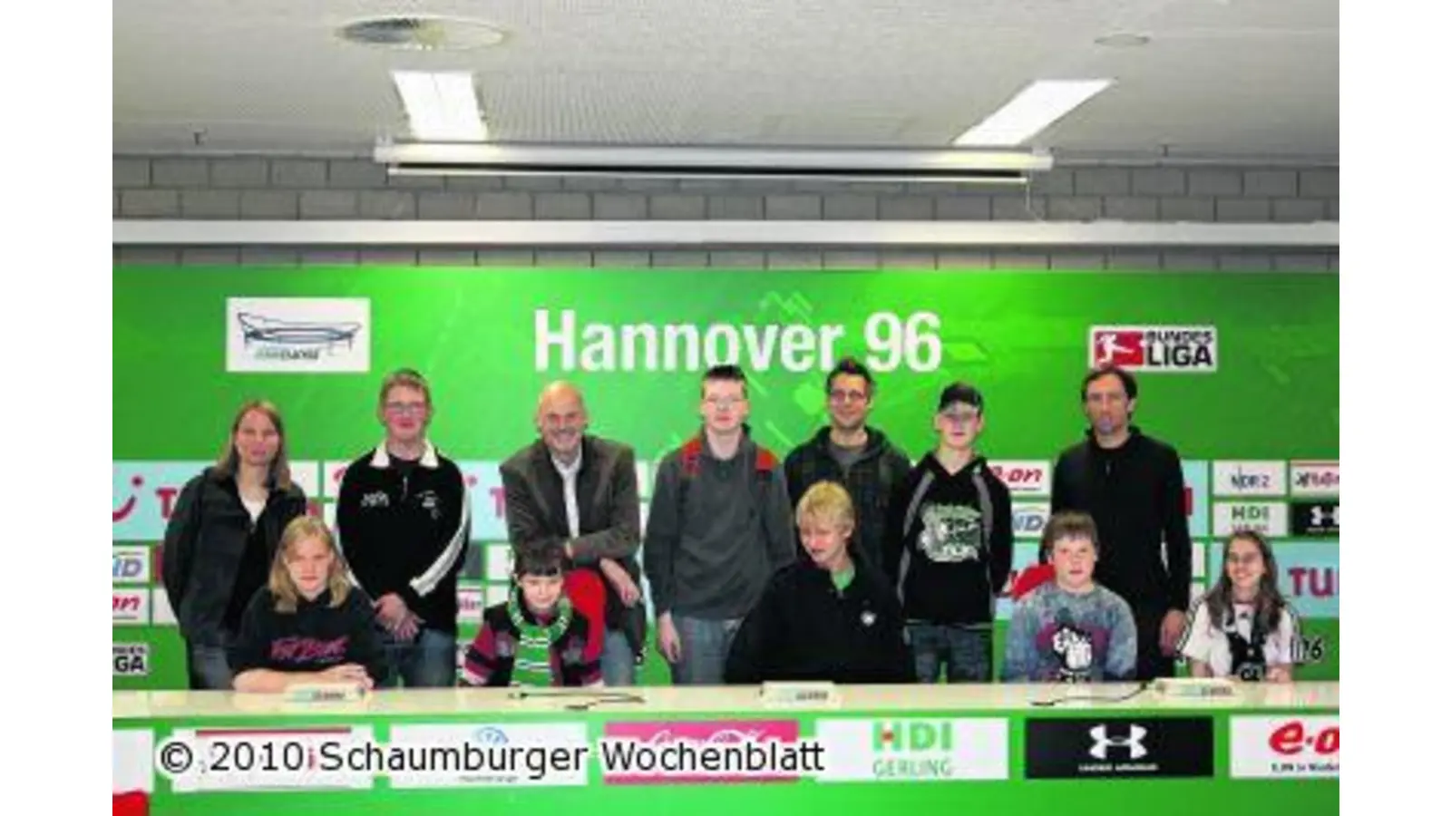 Schüler besuchen die AWD-Arena (Foto: em)