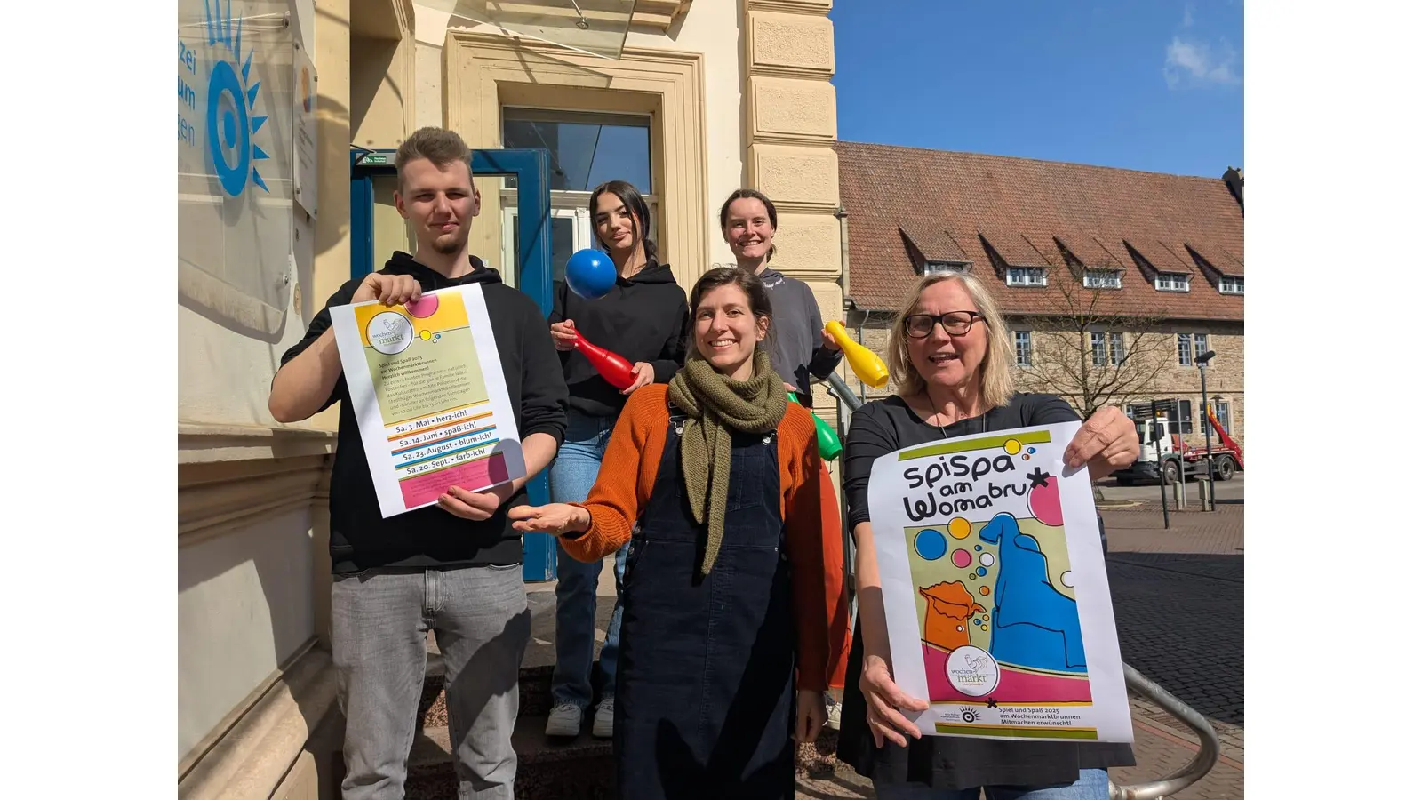 Das Kulturzentrum „Alte Polizei” lädt gemeinsam mit den Wochenmarkthändlern wieder zu Spiel und Spaß am Wochenmarktbrunnen ein.  (Foto: privat)
