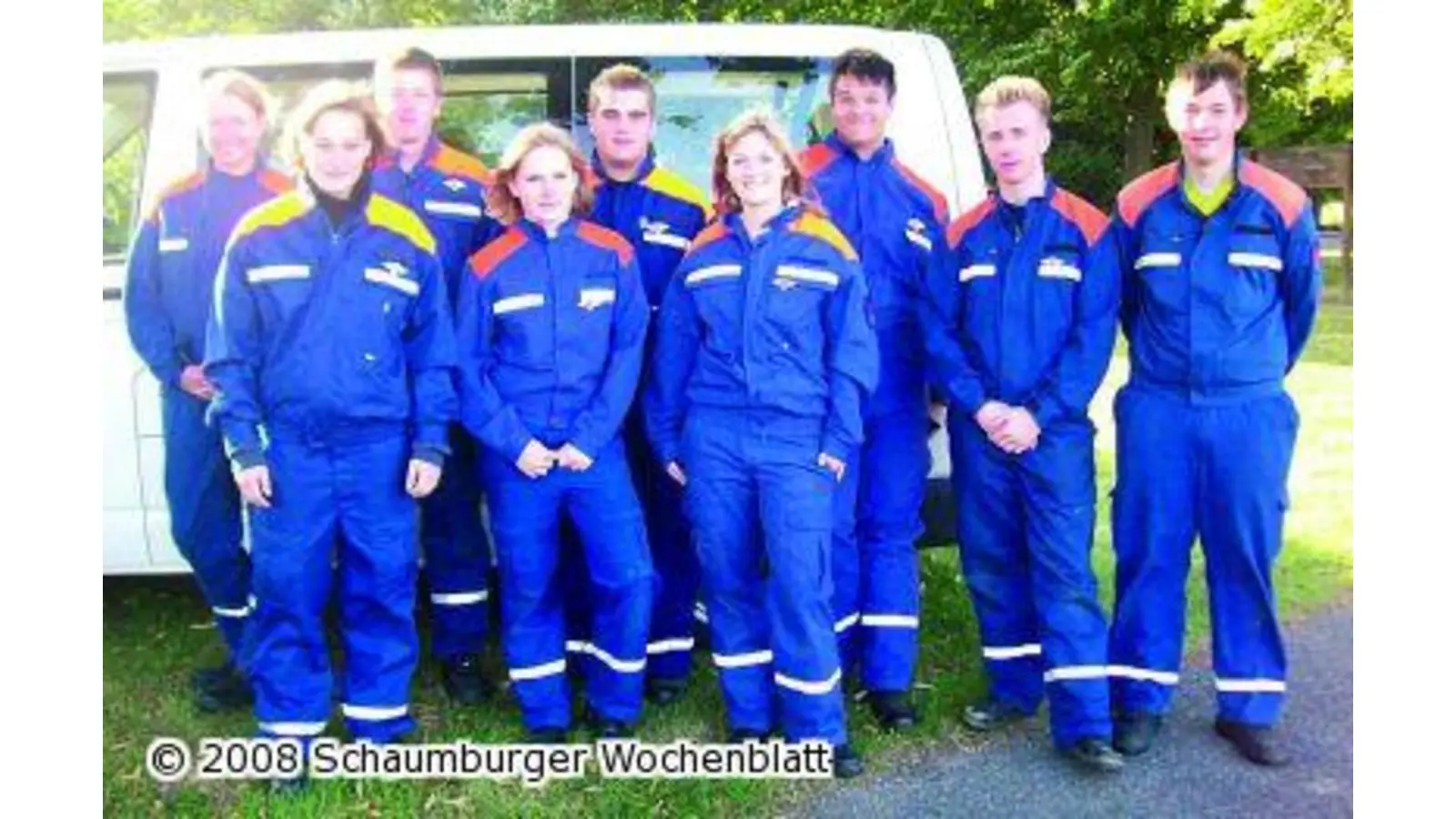 Jugendliche erhalten Leistungsspange (Foto: wtz)