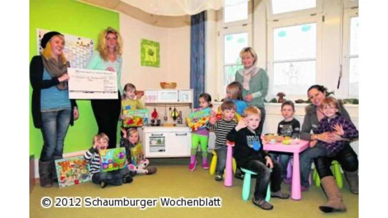 Volksbank spendiert neue Küche für Kinder (Foto: red)
