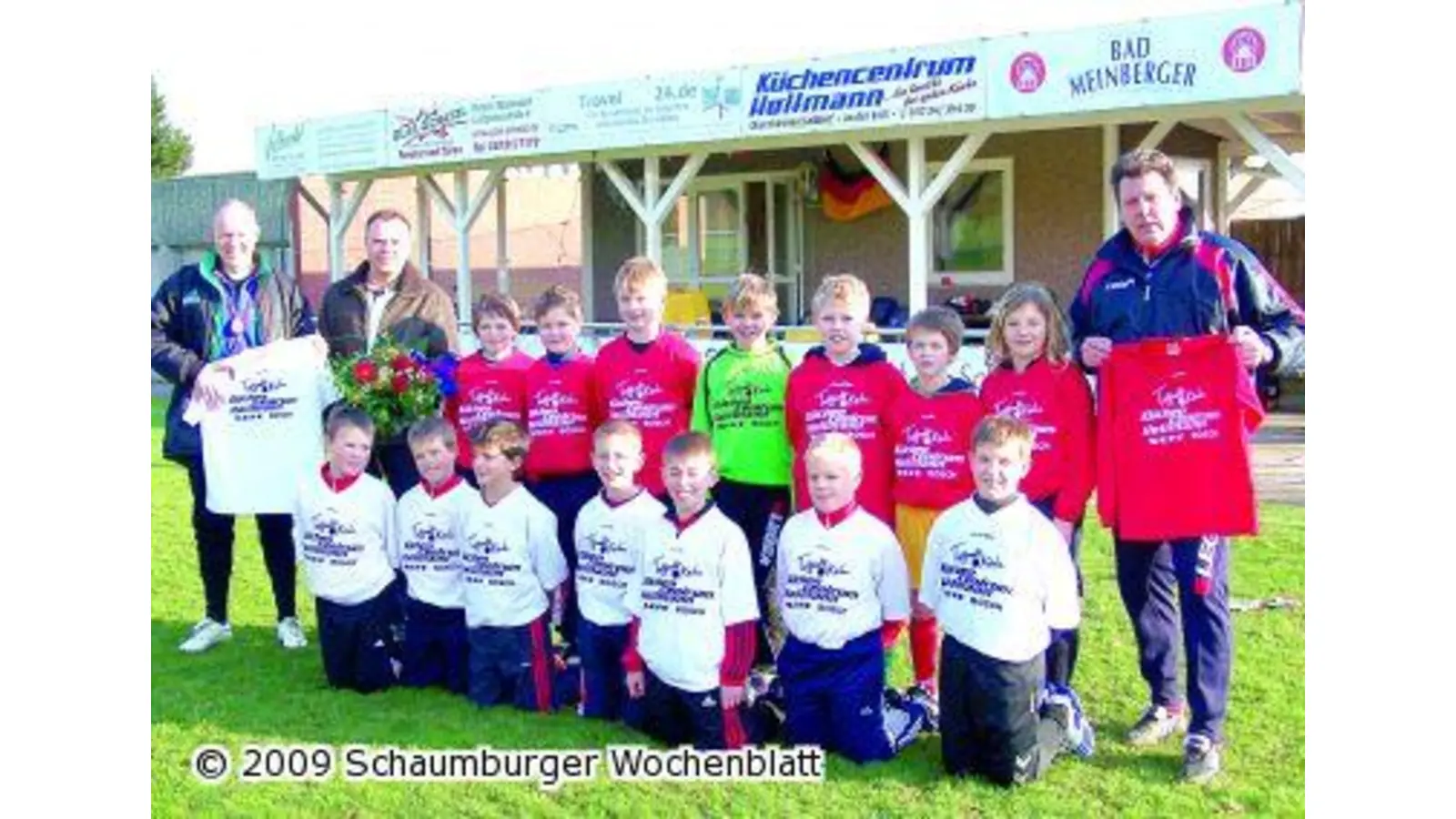 Neue Trikotsätze für die E-Junioren (Foto: red)