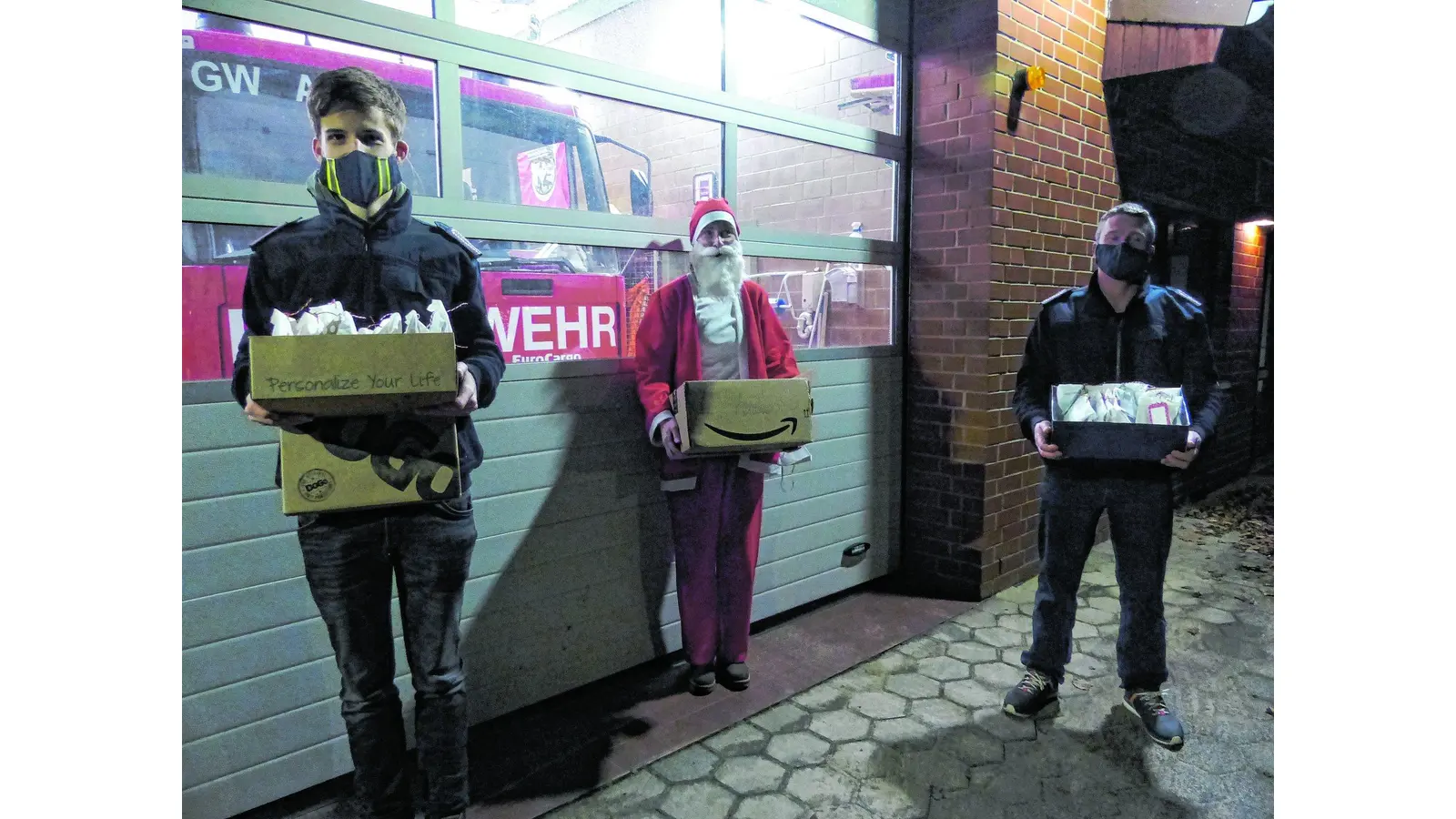 Über hundert Schuhe (Foto: al)