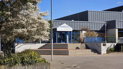 Bleibt geschlossen: Das Wunstorf Elements. (Foto: tau)