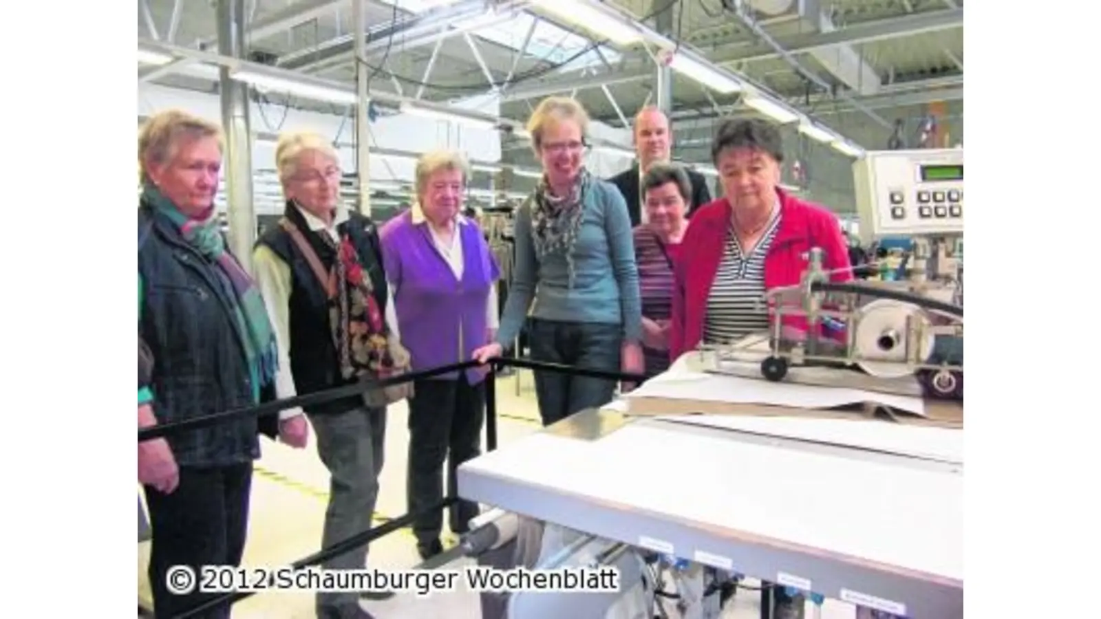 Die Landfrauen besichtigen Hosenfabrik (Foto: hb)