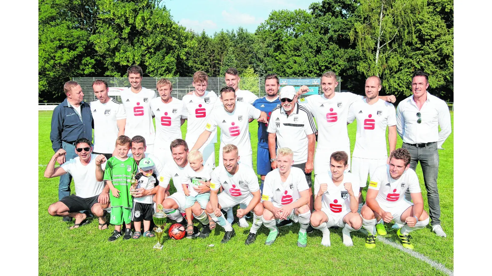 Bückeburger feiern beim Masters Doppeltriumph (Foto: bb)