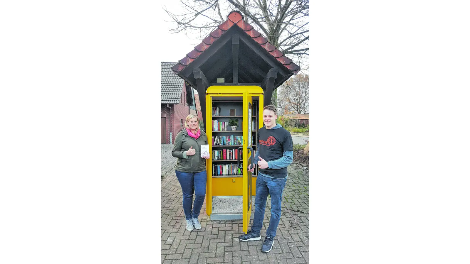 Bücherschrank steht (Foto: jl)