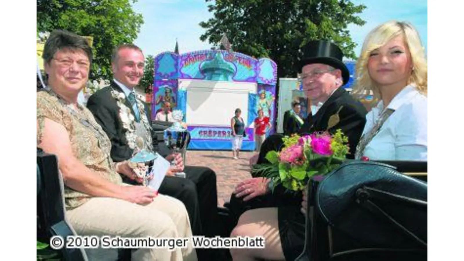 Die neuen Majestäten ehren (Foto: mr)
