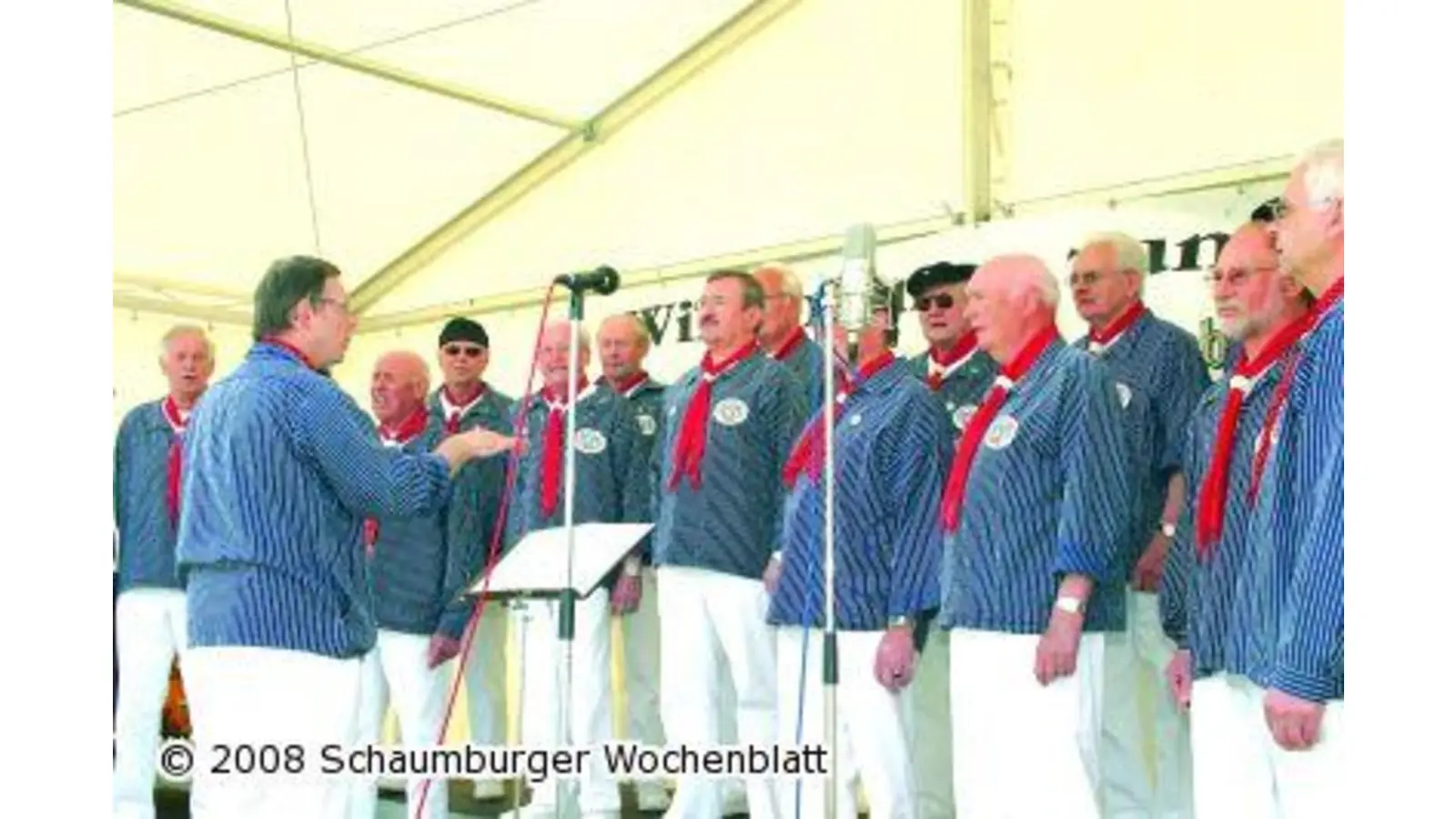 Publikumsmagnet lockt Zuschauer (Foto: bb)