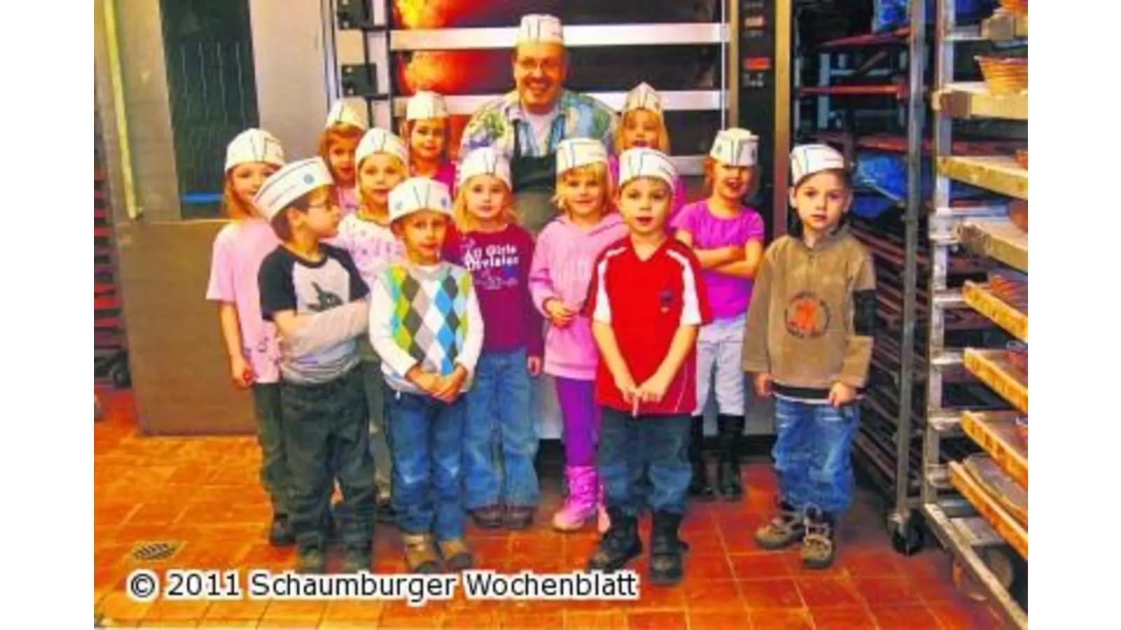 Kinder backen Kekse (Foto: ck)