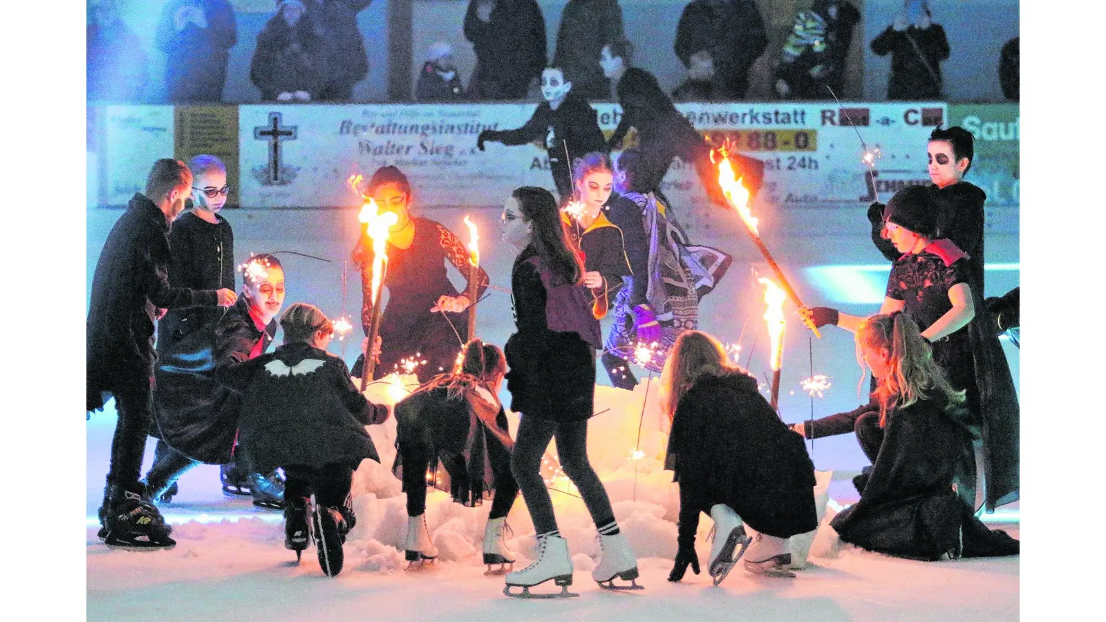 Vampire schweben über die Eisfläche (Foto: red)