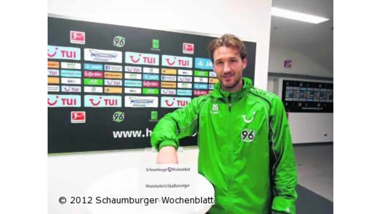 Hautnah mit den Stars gemeinsam auf den Rasen (Foto: ro)