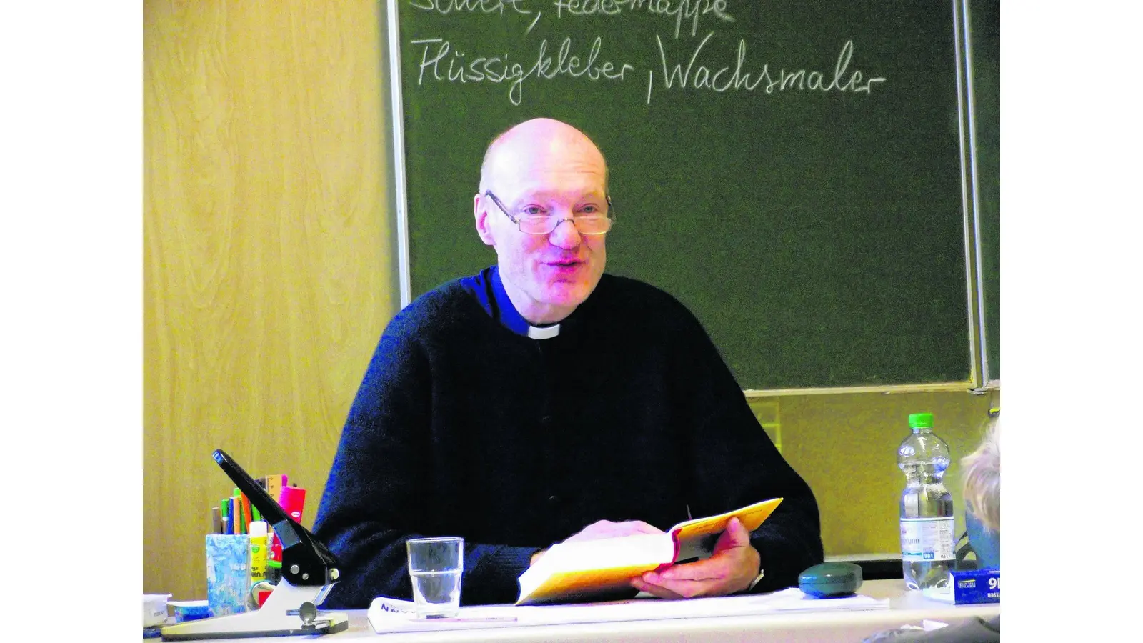 Prominente Vorleser erzählen den Grundschülern spannende Geschichten (Foto: gr)