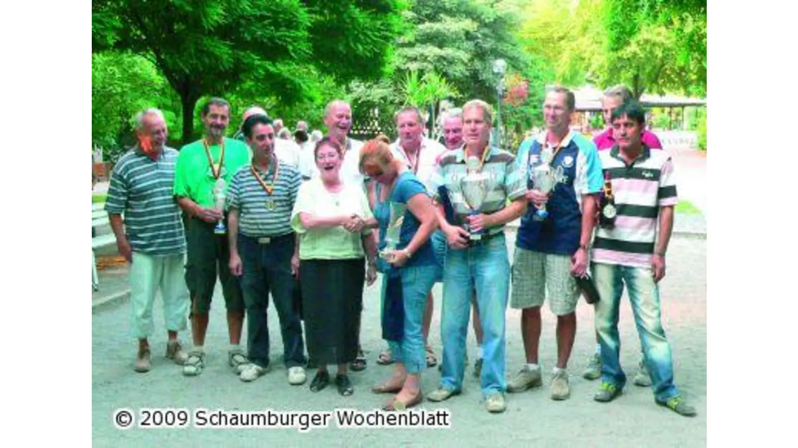 Im Nervenduell der Schießer bezwingt das coole Trio den Top-Favoriten BoNaBe (Foto: ro)