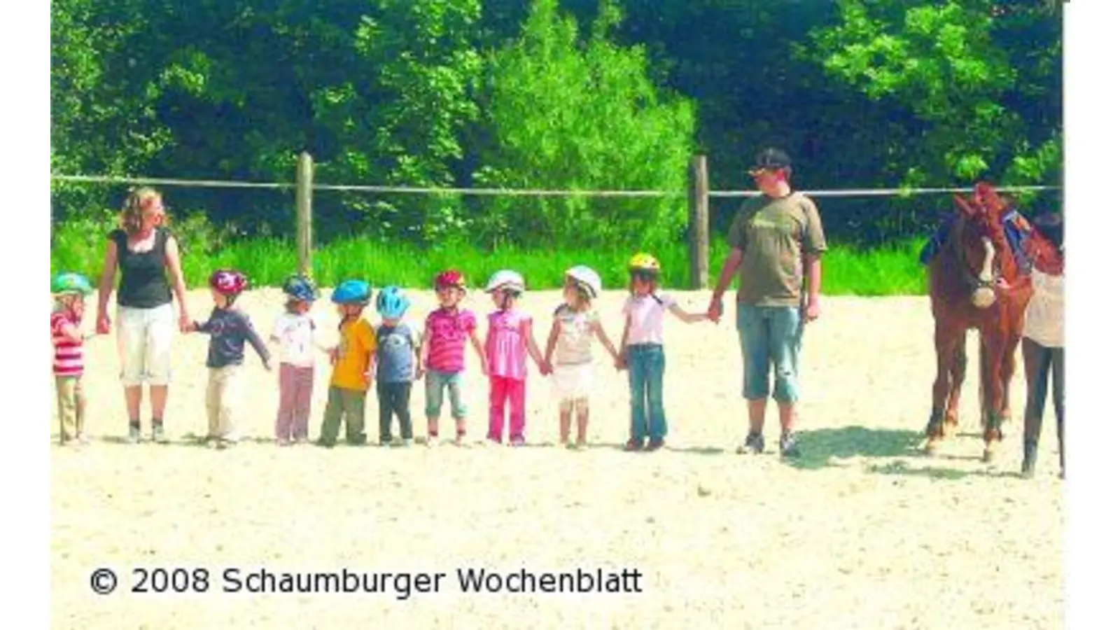 Akrobatik auf dem Pferderücken (Foto: red)