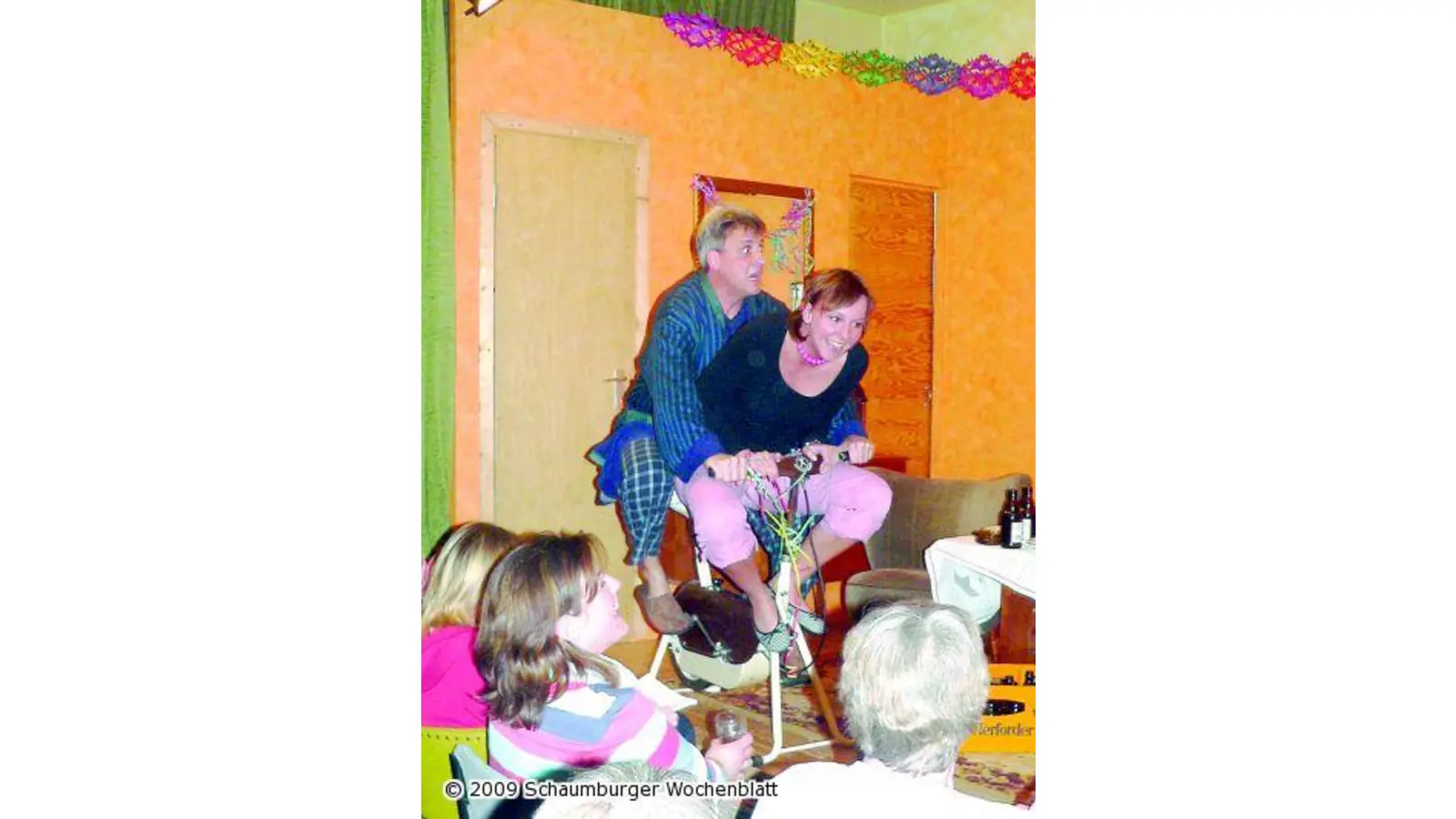 Singender Klempner und diebischer Butler (Foto: al)