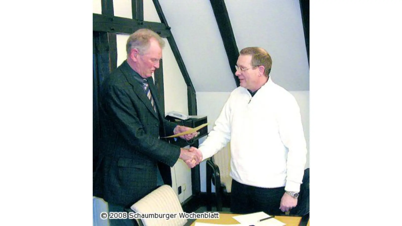 Horst Schimmelpfennig wird vereidigt (Foto: red)