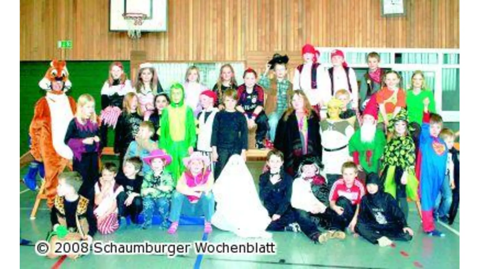 Grundschüler feiern Rosenmontag (Foto: red)