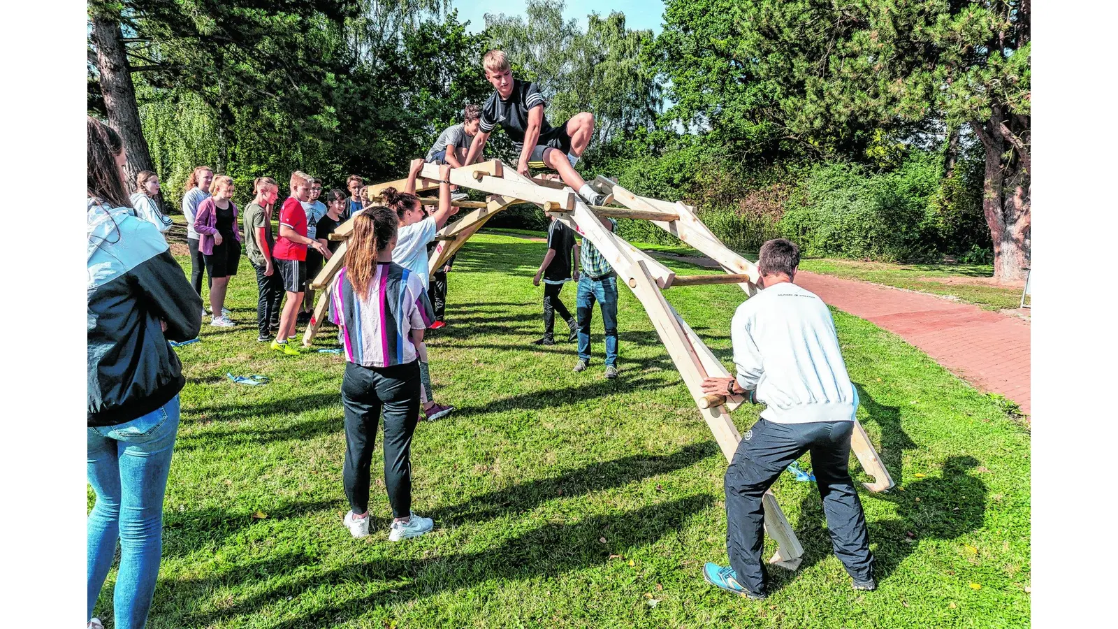 Ein Brücke ohne Schrauben und Nägel (Foto: red)