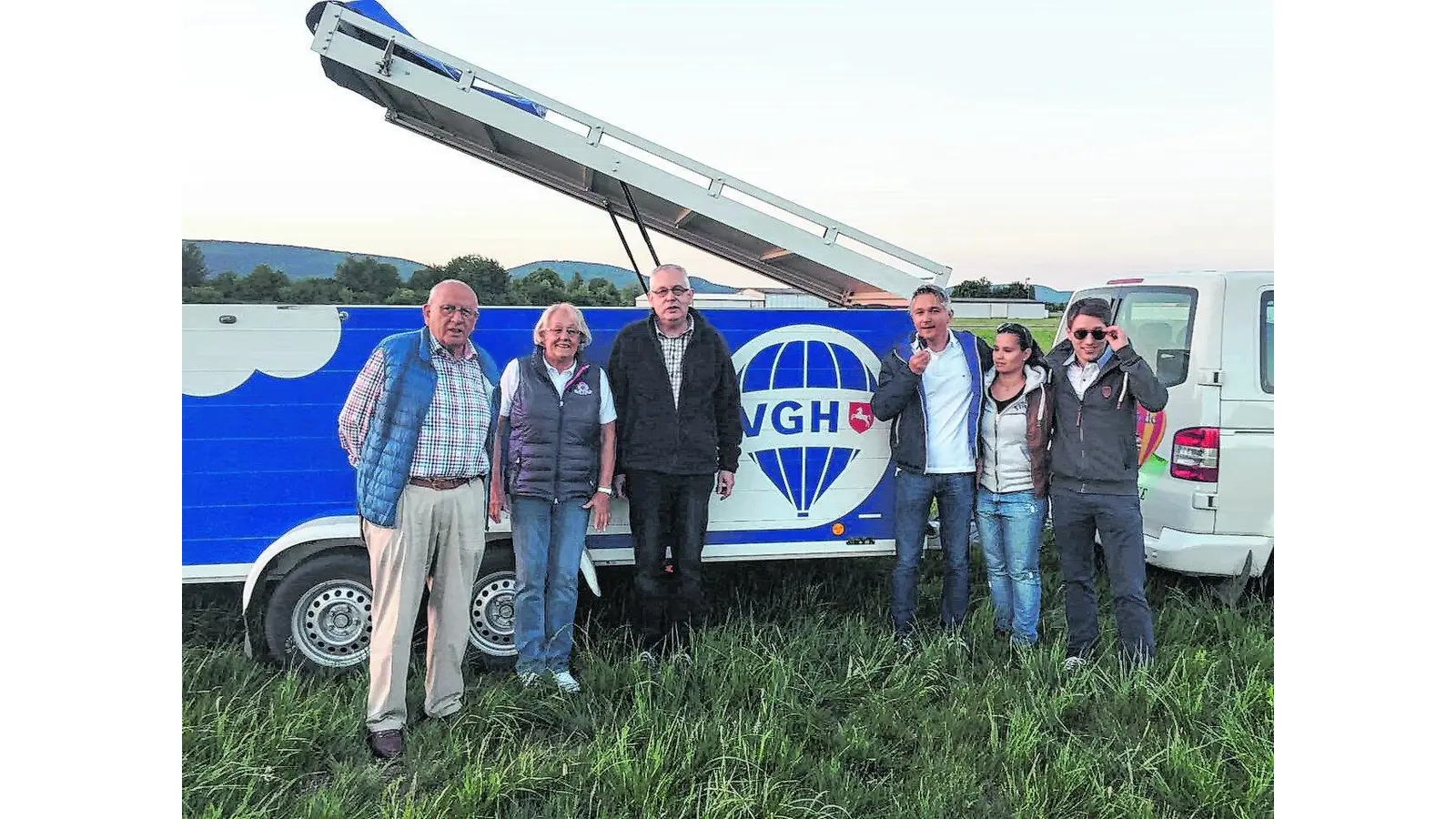 Ballonfahrt und 96-Trikot (Foto: bb)