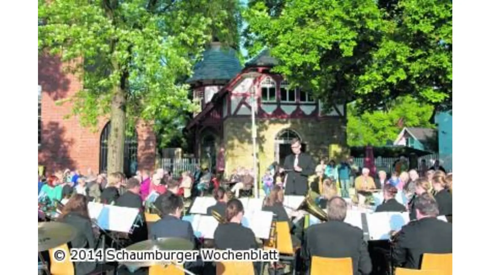 Zweiter sonniger Trafo-Treff (Foto: wa)
