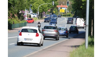 Die B65 ist und bliebt ein wichtiges Thema für alle Nienstädter. (Foto: bb)