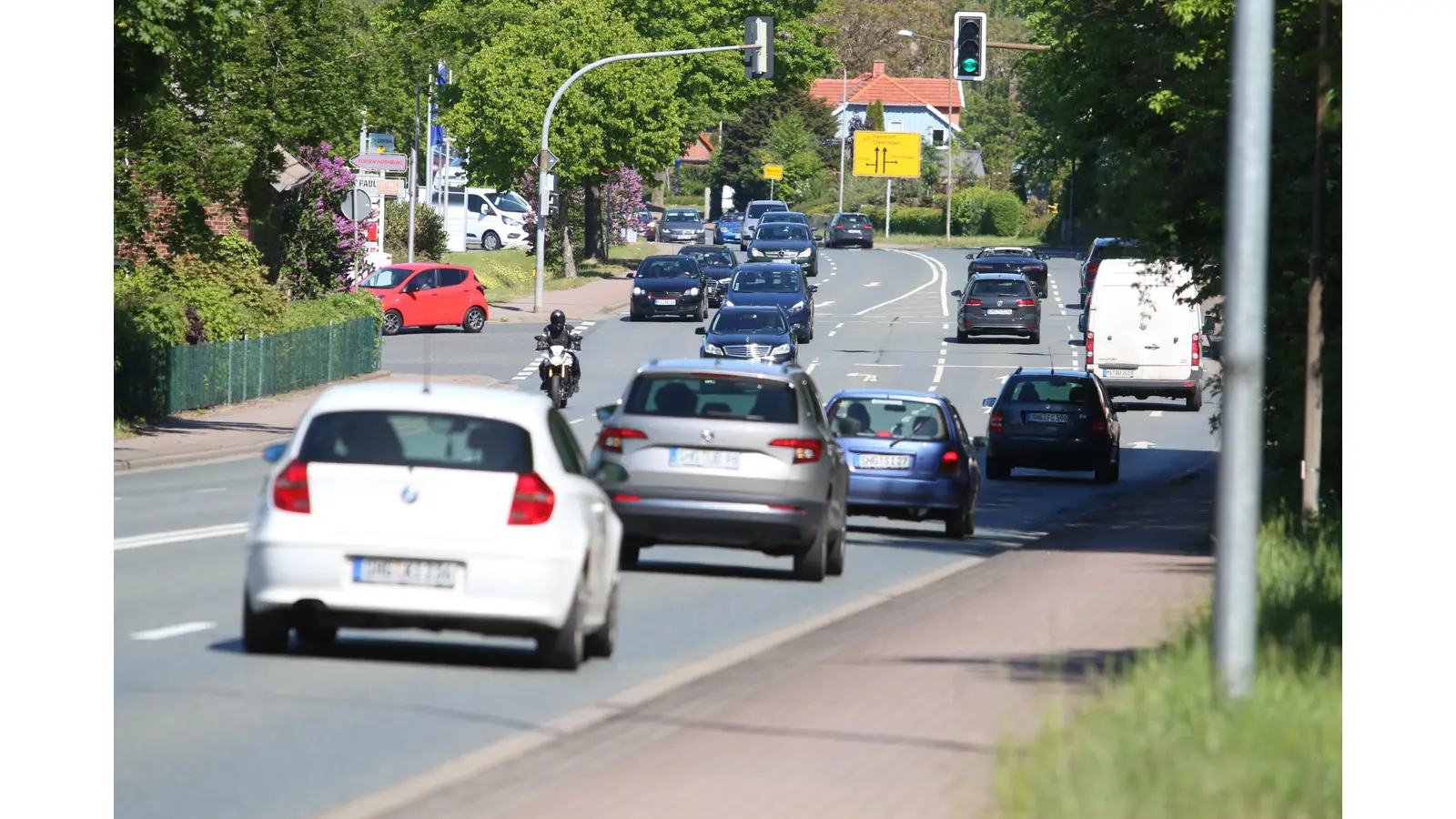 Die B65 ist und bliebt ein wichtiges Thema für alle Nienstädter. (Foto: bb)