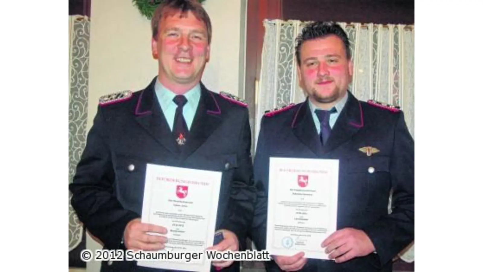 Ortsbrandmeister zum Löschmeister befördert (Foto: red)