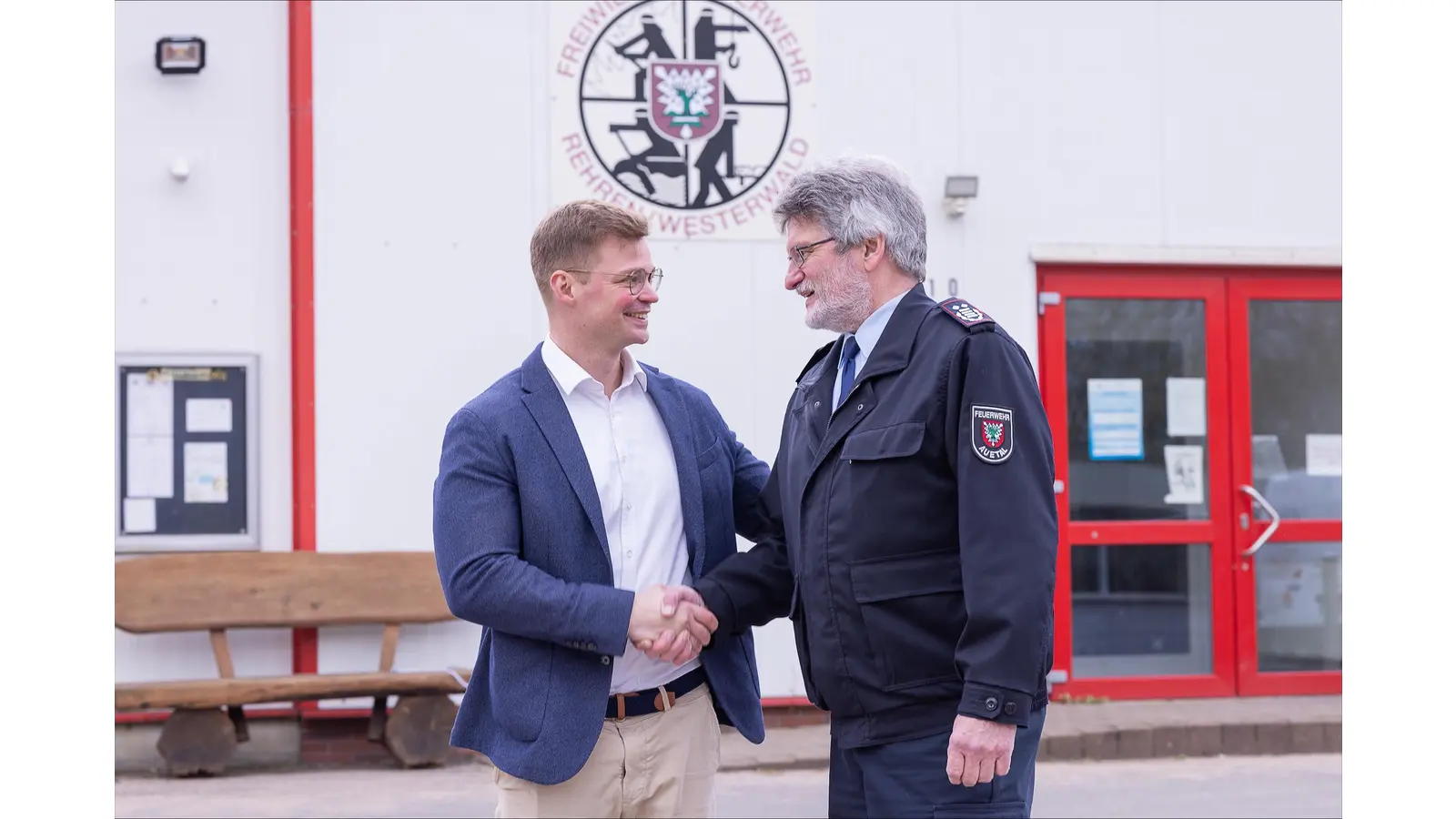 Verabschiedung von Gemeindebrandmeister Jochen Clausing in den Feuerwehrruhestand. (Foto: privat)