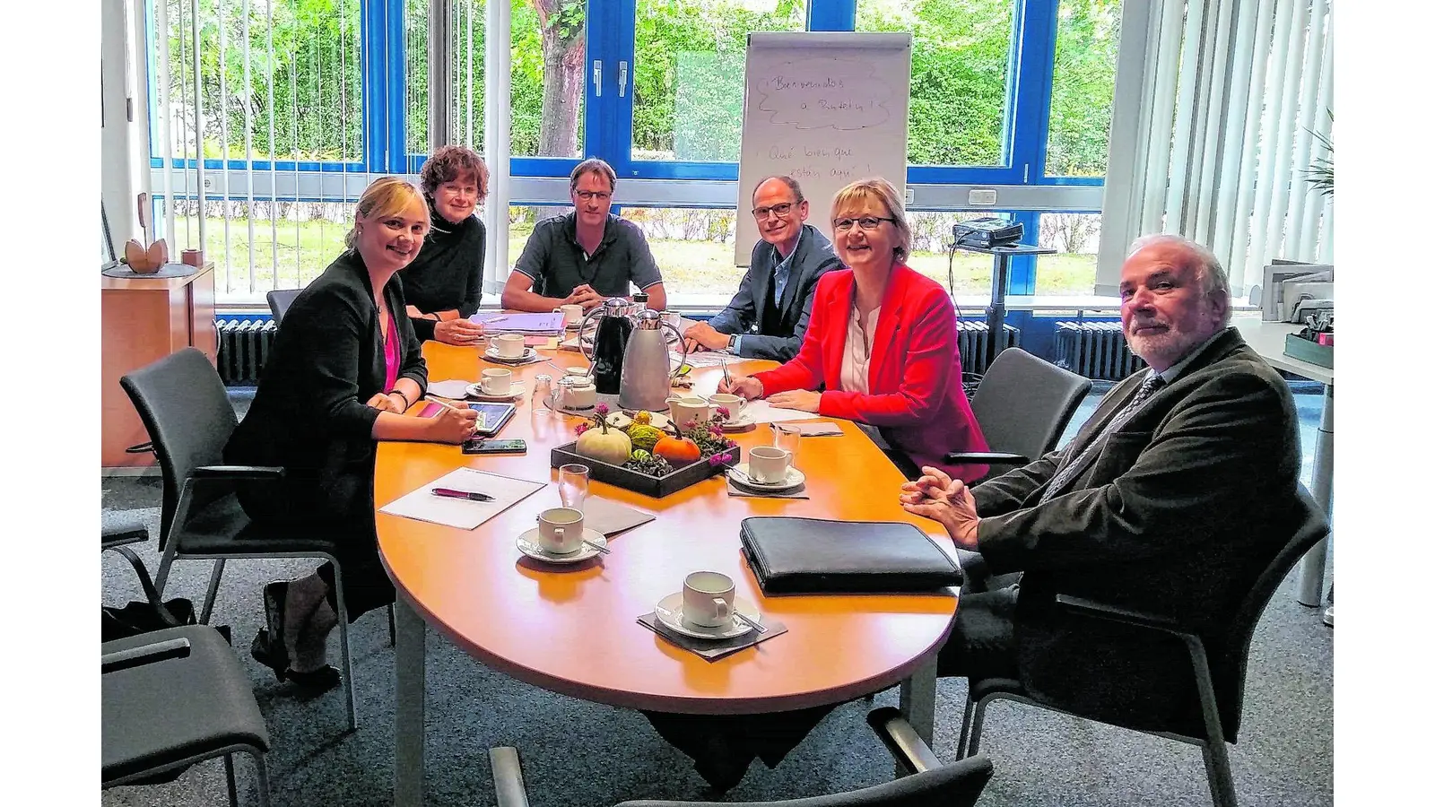Völlers lädt heimische Schulleitungen zum Runden Tisch (Foto: red)
