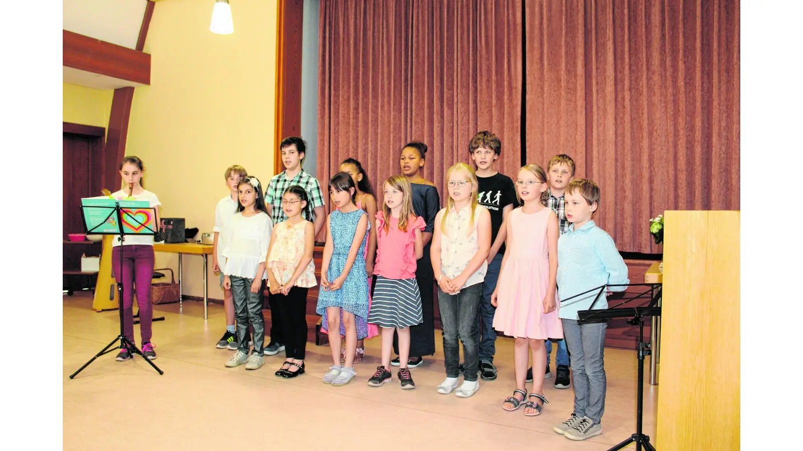 Kinder musizieren (Foto: mk)