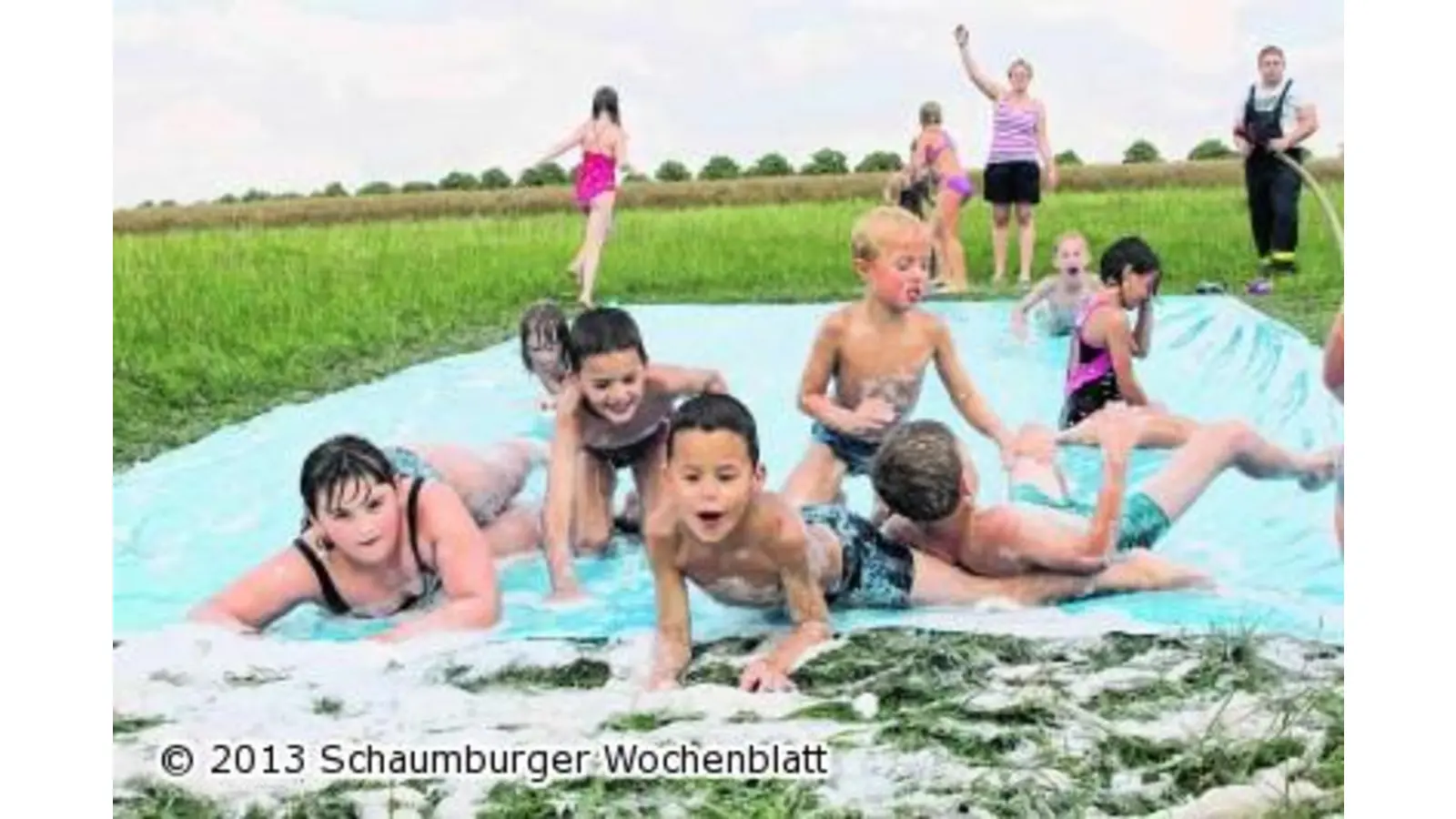 Riesiger Spaß auf der Wasserrutsche (Foto: us)