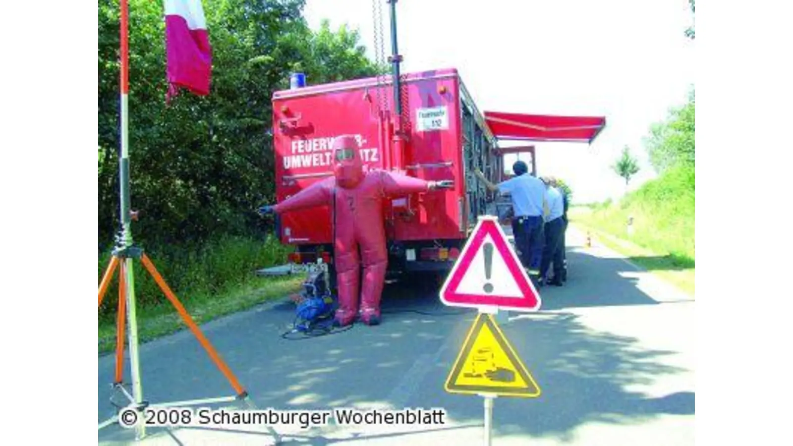 Fahrzeugparade zum Jubiläum (Foto: tt)