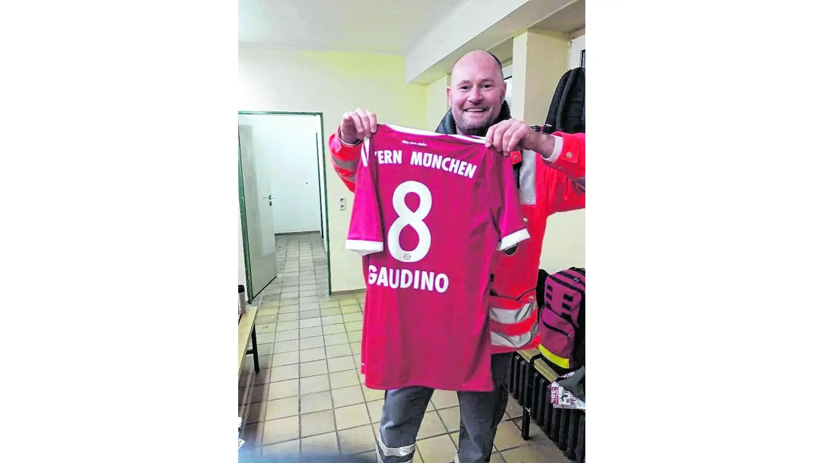 Trikot für die Helferschaft (Foto: wa)