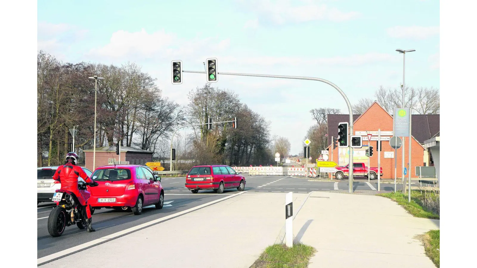 Die Autofahrer stellen sich einem geplanten Chaos (Foto: bb)
