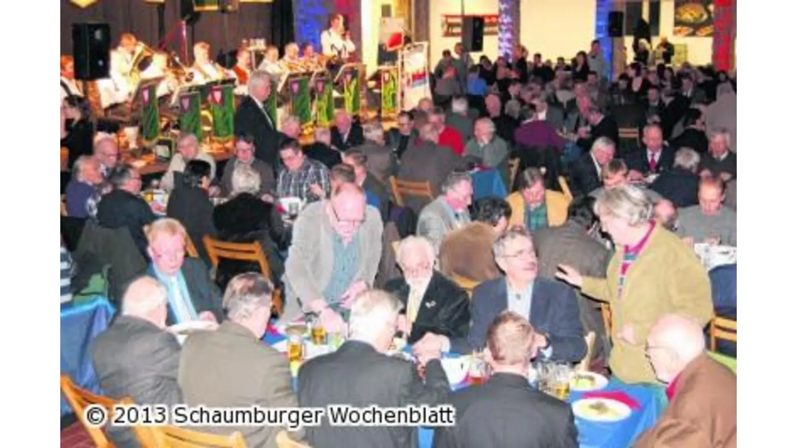 Kiloweise frischer Grünkohl bereitet 450 Männern große Gaumenfreuden (Foto: red)