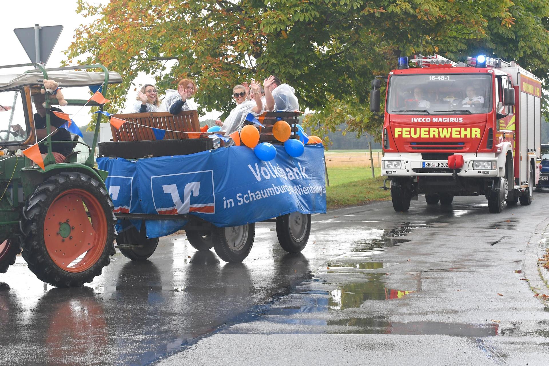 100 Jahre Feuerwehr Lindhorst. (Foto: NADINE DRESSLER)