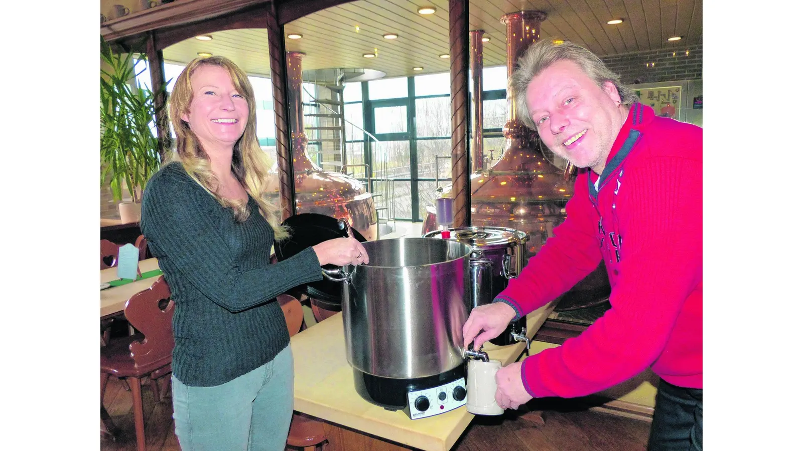 Die Besucher dürfen jetzt selbst ihr Bier brauen (Foto: al)