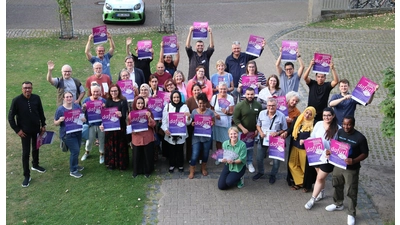 Die Mitwirkenden laden alle Interessierten zur Eröffnung der Interkulturellen Wochen am 20. September ein.  (Foto: bb)