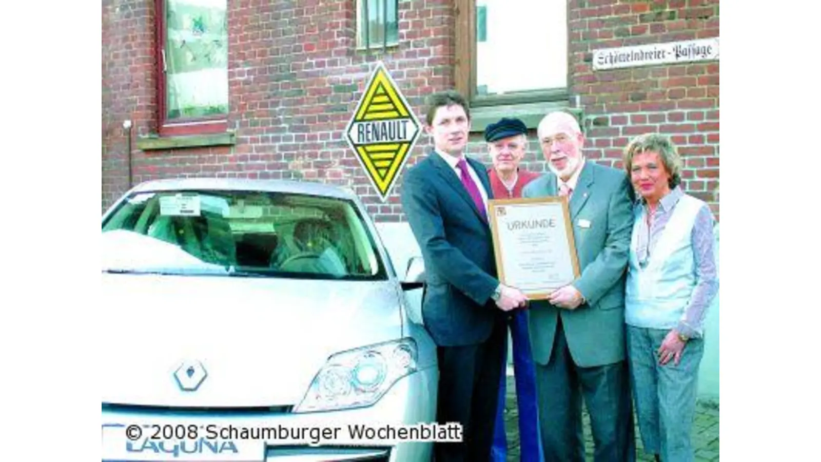 Schon seit 40 Jahren begeisterter Autoverkäufer (Foto: mk)