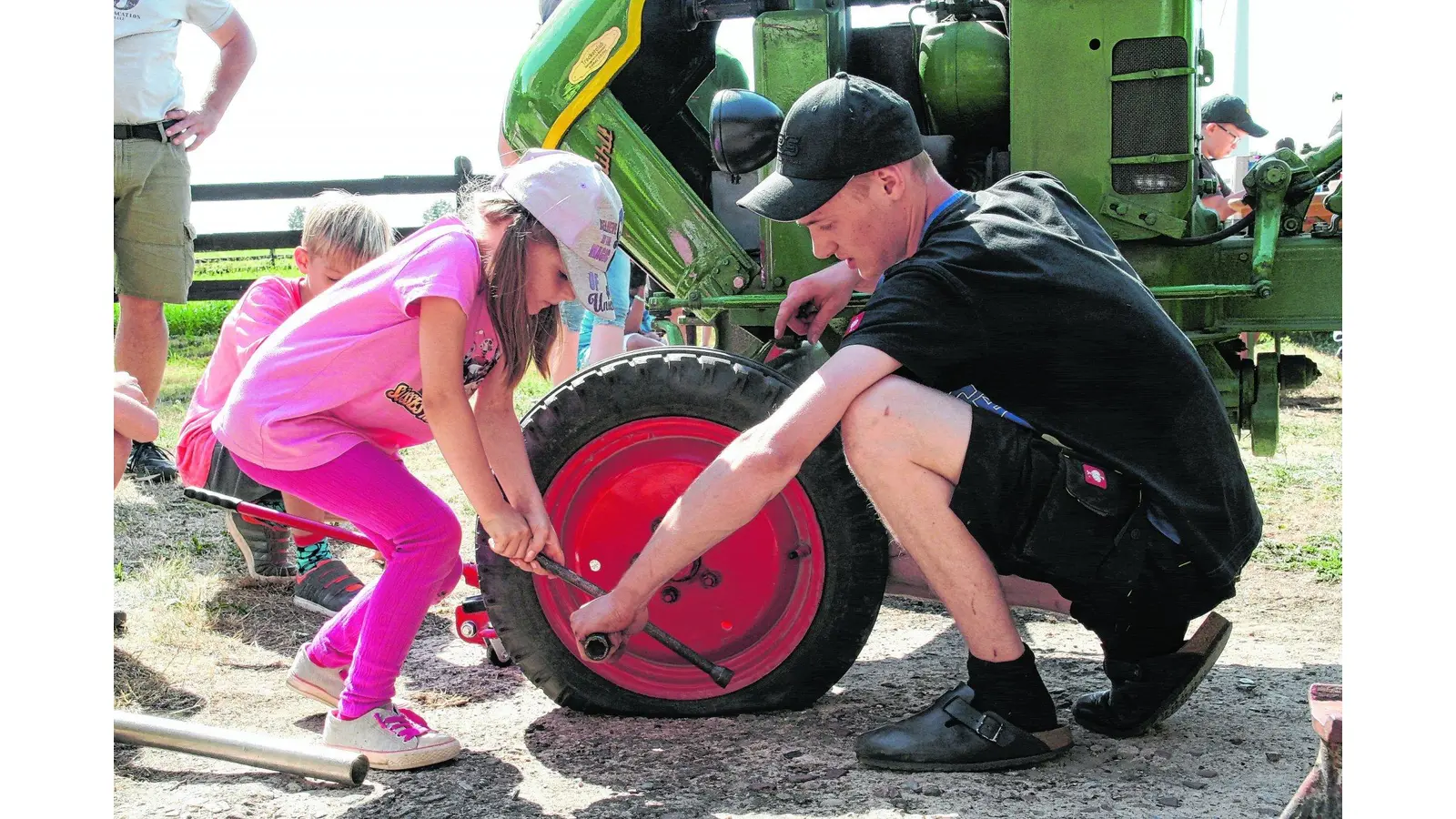 Ferienspaß Trecker-Aktion beigeistert Grundschüler (Foto: mm)