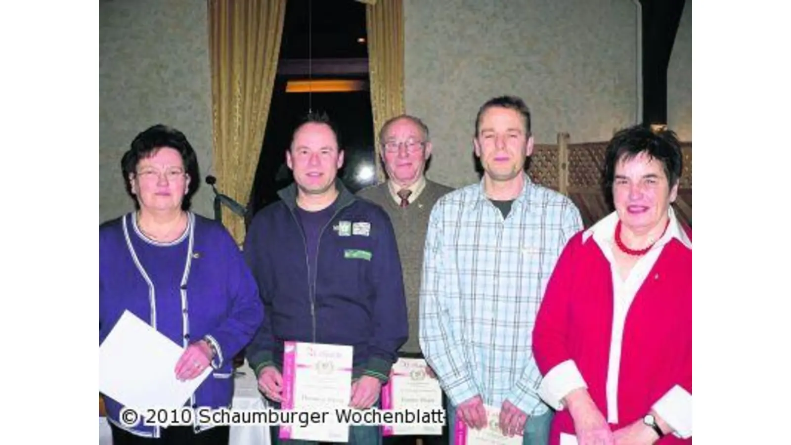 Gemeinde soll den Platz wieder mähen (Foto: al)