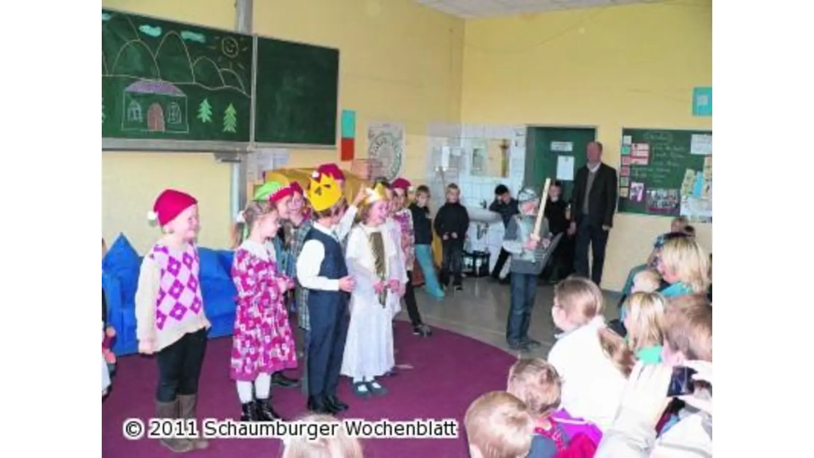 Auch die Lehrer spielen Theater (Foto: al)