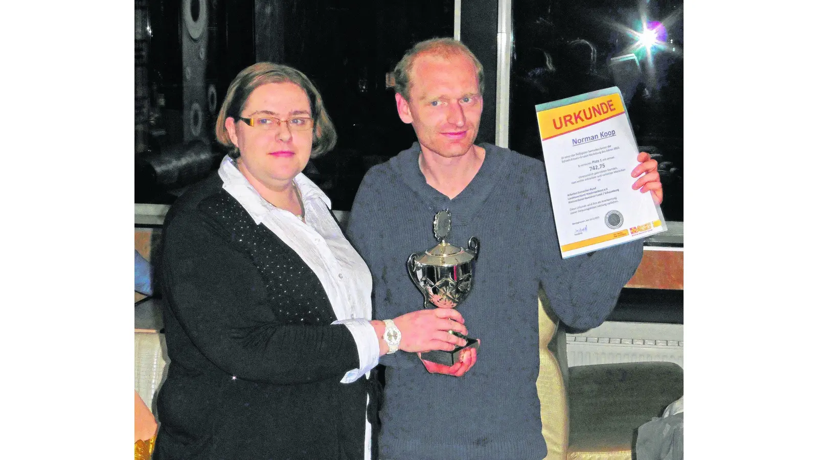 Bückeburger Samariter bauen ASB-Flüchtlingsunterkünfte mit auf (Foto: em)