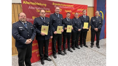 v.l.n.r. Paul Dylla, Christian Haberstroh, Dennis Köpper, Philipp Daus, Laura Knorn, Leander Gießelmann, Olav Sievert. (Foto: privat)