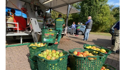 Nächsten Dienstag wird es fruchtig: Ab 8.30 Uhr ist das Saftmobil beim Feuerwehrgerätehaus in Meinsen-Warber zu Gast. (Foto: nh)