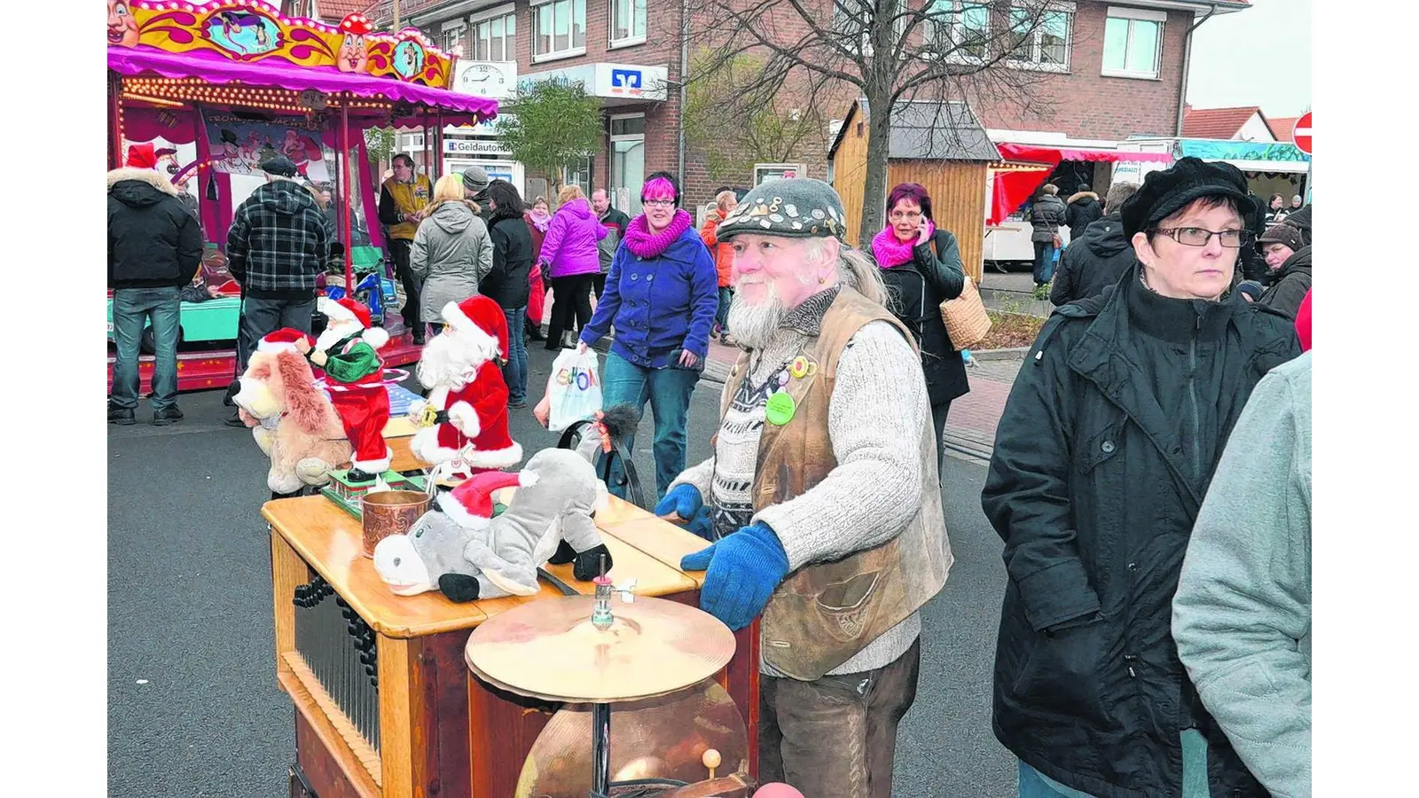 Der Nikolaus besucht Lindhorst (Foto: bt)