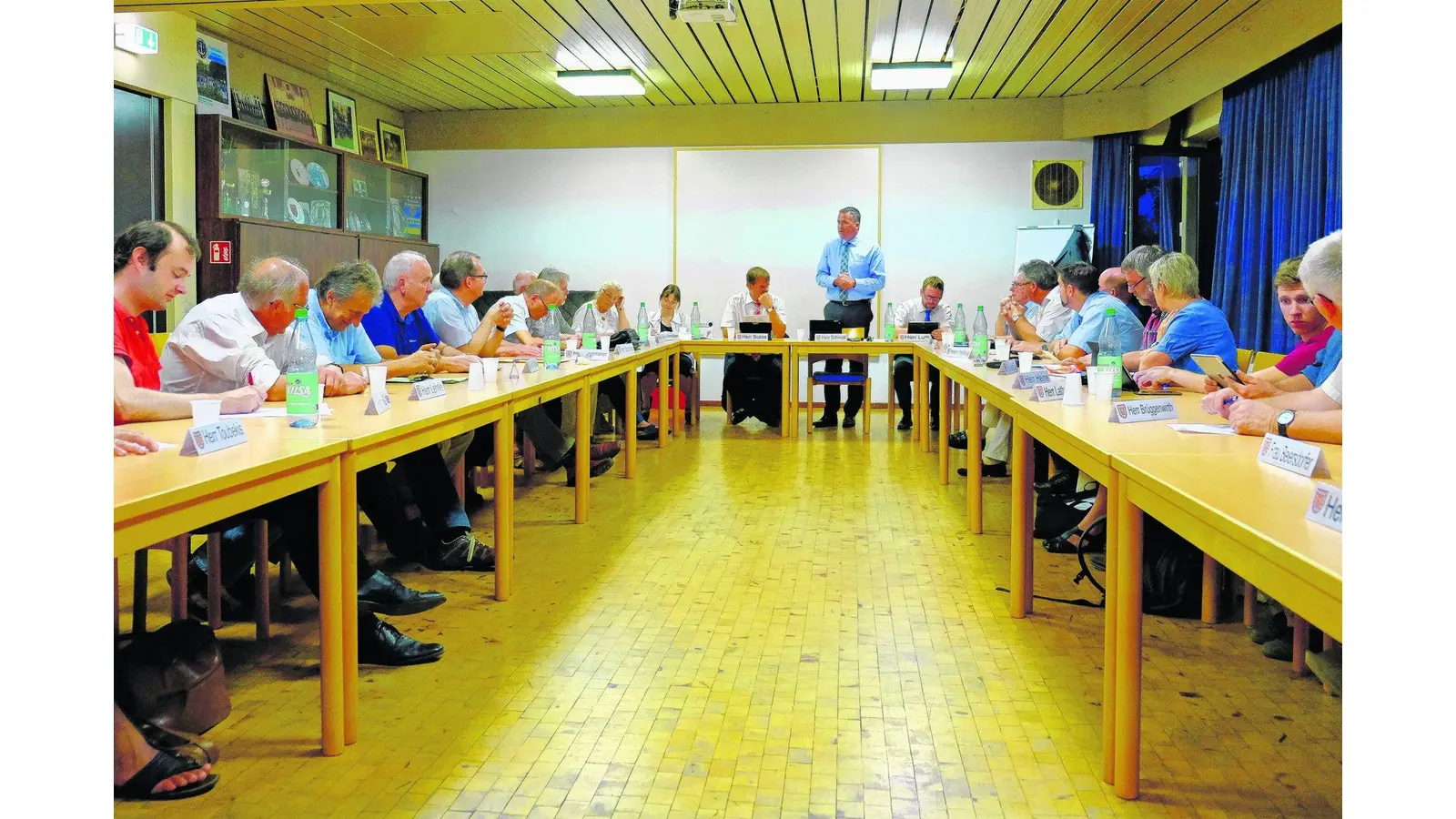 Ehrenamtskarten und Dankeschön in letzter Sitzung des Samtgemeinderats (Foto: jl)
